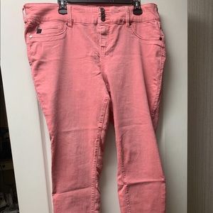 Torrid pink jeggings
